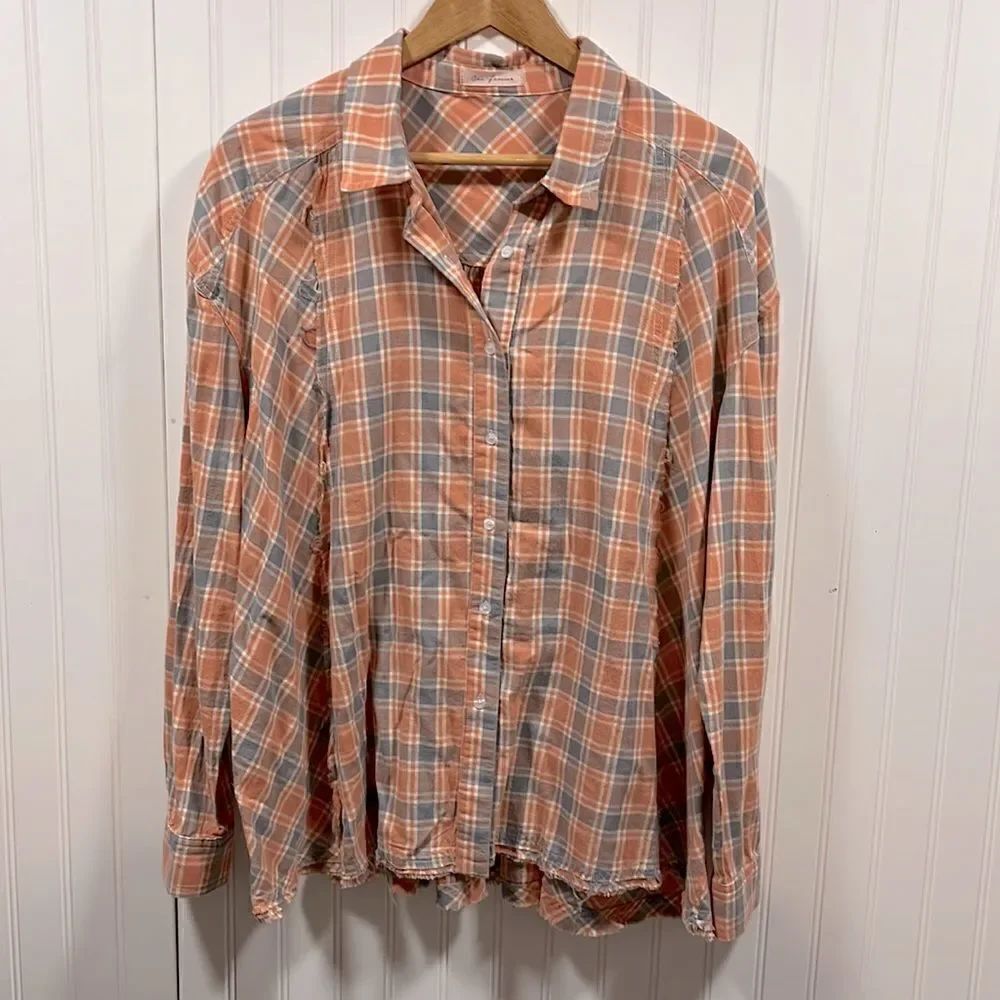 Ces Femme plaid raw hem button down shirt